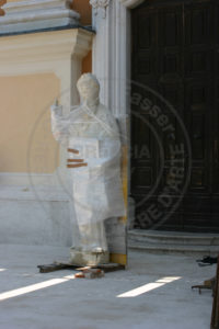 Trasporto per il restauro delle sculture presenti sulla facciata della Chiesa Parrocchiale di San Vigilio in Lodrino (BS)