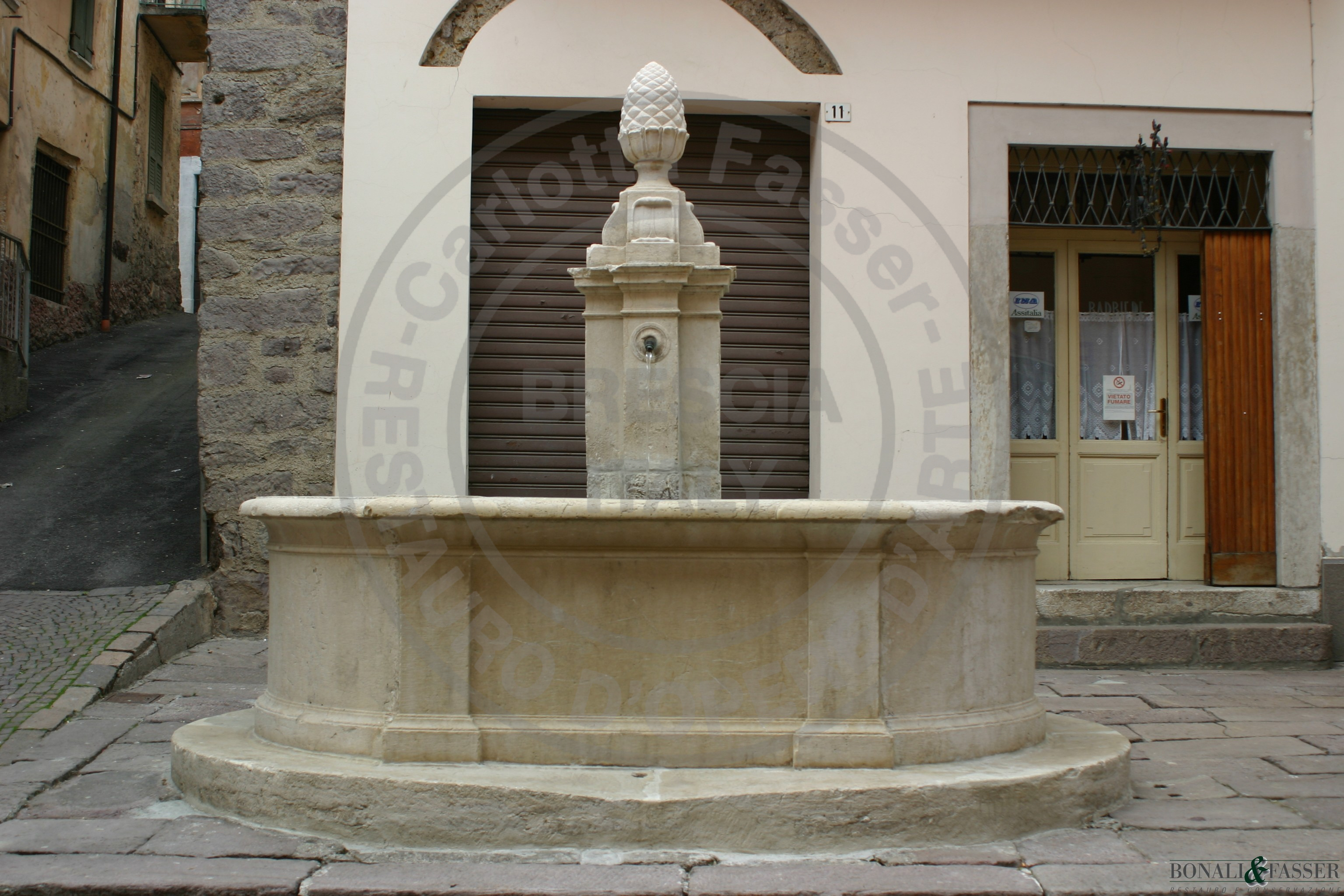 Fontana in Bovegno dopo l'intervento di restauro